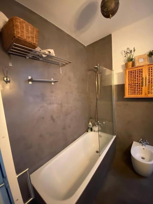 Apartamento Piso Centro De ア・コルーニャ エクステリア 写真